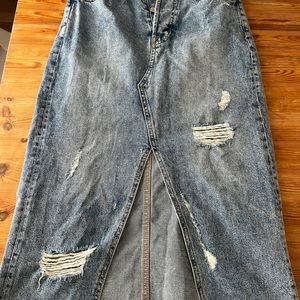 & Denim Midi Denim Jean Distressed Skirt Size 6.